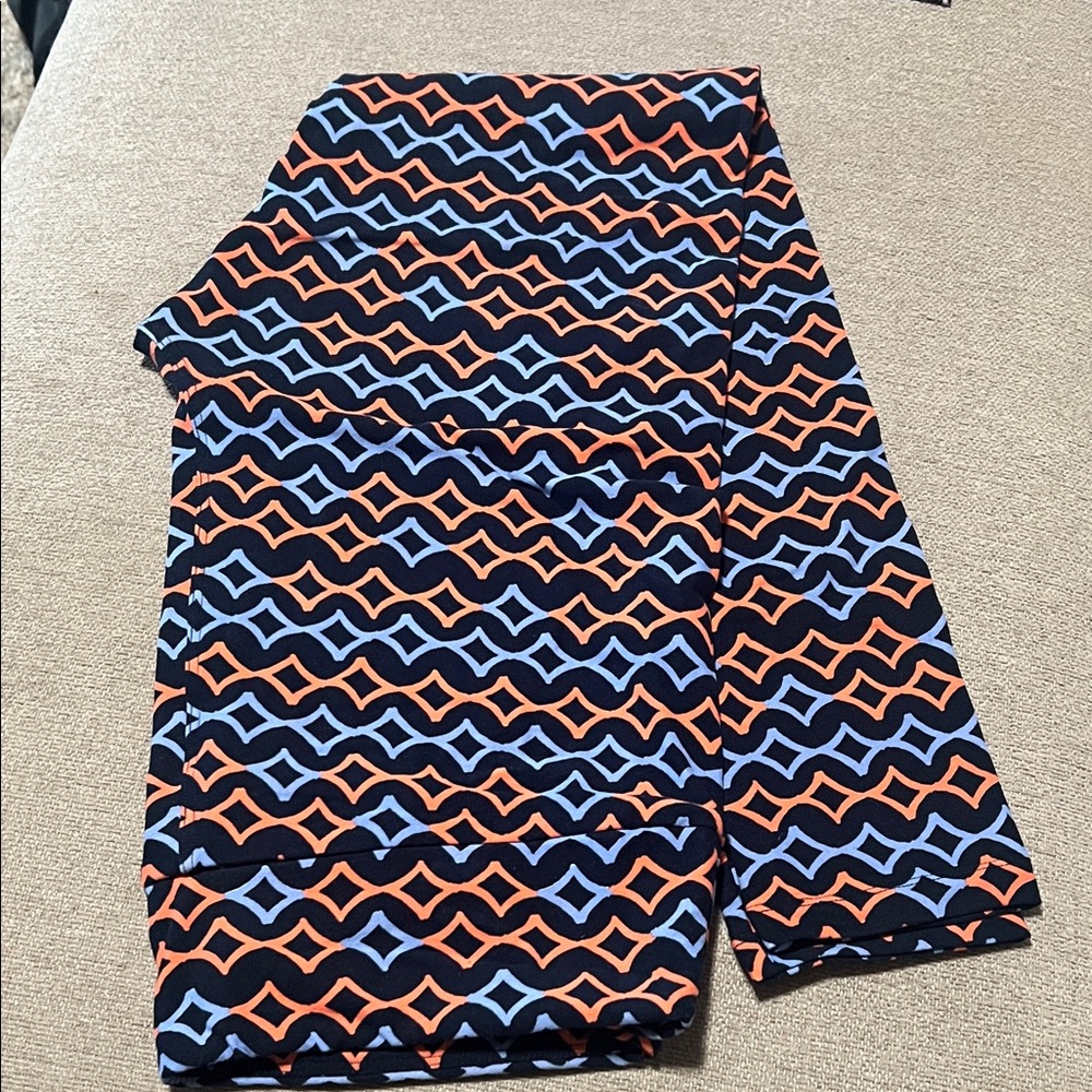 LuLaRoe Geometric Patterned Leggings